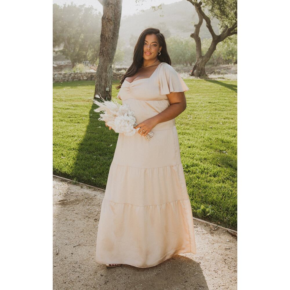 Show Me Your Mumu Nicole Maxi Dress in Champagne Luxe Satin 1X NWT